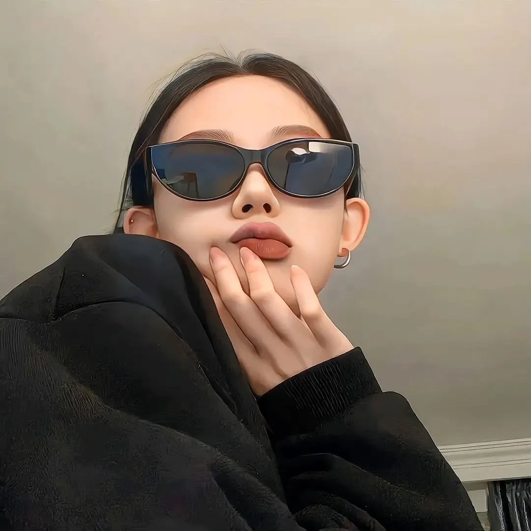 喙与脑：使用工具的鸟类